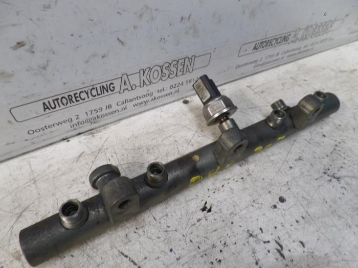 Gebrauchte Einspritzdüse (Einspritzer) Peugeot 307 (3A/C/D) 2.0 HDi 90 Preis auf Anfrage angeboten von N Kossen Autorecycling BV