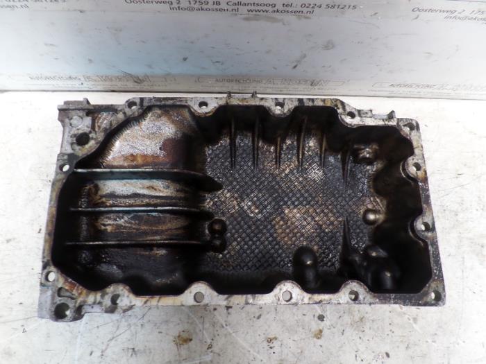 Usagé Couvercle carter MG MG TF 1.8 135 VVC 16V Prix sur demande proposé par N Kossen Autorecycling BV