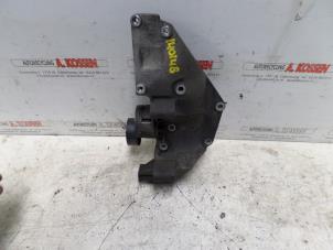 Used Alternator upper bracket Ford Mondeo IV Wagon 2.0 TDCi 140 16V Price on request offered by N Kossen Autorecycling BV