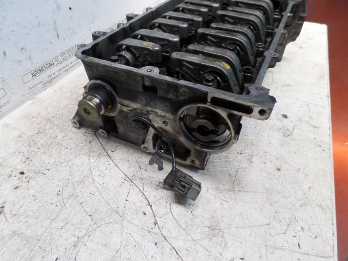Begagnade Topplock Ford Transit 2.0 TDCi 16V Pris på förfrågan erbjuds av N Kossen Autorecycling BV
