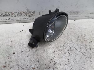 Used Fog light, front right Opel Movano 2.3 CDTi 16V RWD Price on request offered by N Kossen Autorecycling BV
