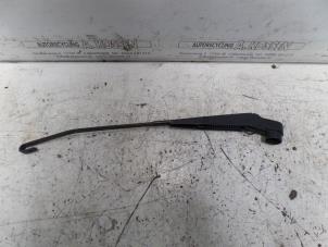 Used Rear wiper arm Toyota Prius (ZVW3) 1.8 16V Price on request offered by N Kossen Autorecycling BV