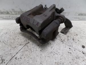 Used Front brake calliper, left Toyota Prius (ZVW3) 1.8 16V Price on request offered by N Kossen Autorecycling BV