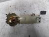Electric fuel pump from a Daewoo Lanos (TA/TF08/48/86) 1.6 16V 2002