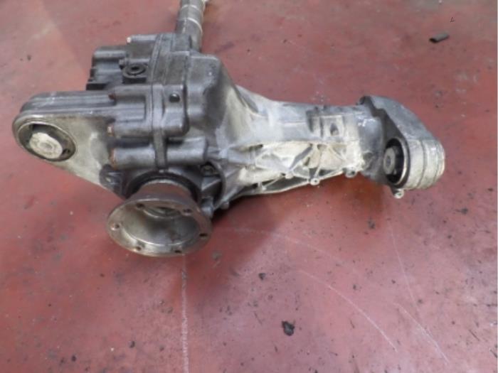 Front differential from a Porsche Cayenne (9PA) 4.8 V8 32V GTS 2008