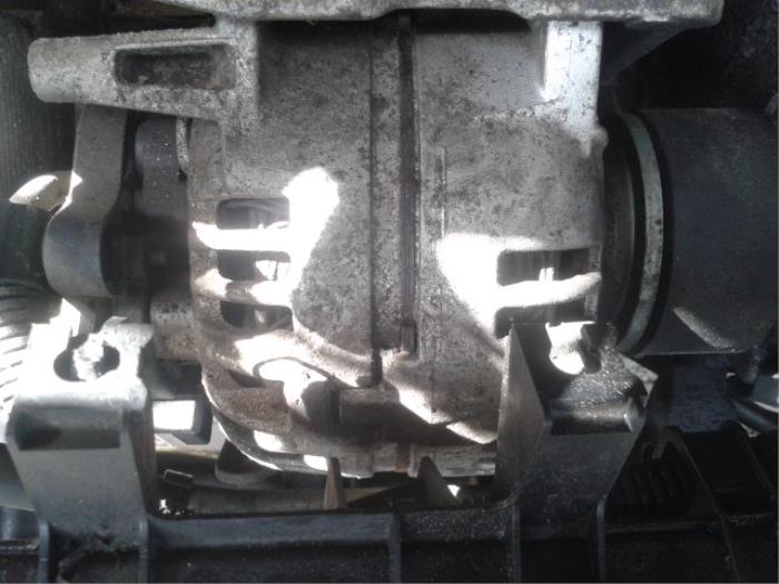 Dynamo Volkswagen Transporter T5, 2003 / 2015 2.5 TDi, Lieferwagen, Diesel, 2.460cc, 96kW (131pk), FWD, AXD; BNZ, 2003-04 / 2009-11, 7HA; 7HH; 7HZ (Gebraucht)
