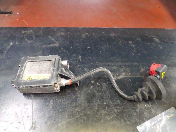 Begagnade Xenonmodul Opel Omega B (25/26/27) 3.0i V6 24V Pris på förfrågan erbjuds av N Kossen Autorecycling BV