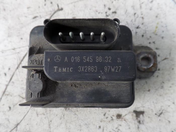 Usagé Ordinateur refroidisseur Mercedes C Combi (S202) 2.2 C-220 TD 16V Prix sur demande proposé par N Kossen Autorecycling BV