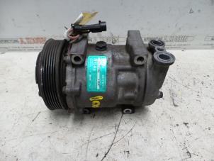 Used Air conditioning pump Alfa Romeo 147 (937) 1.6 HP Twin Spark 16V Price on request offered by N Kossen Autorecycling BV