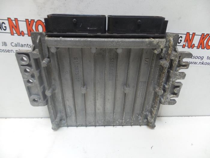 Used Engine management computer Renault Scénic I (JA) 1.8 16V Price on request offered by N Kossen Autorecycling BV