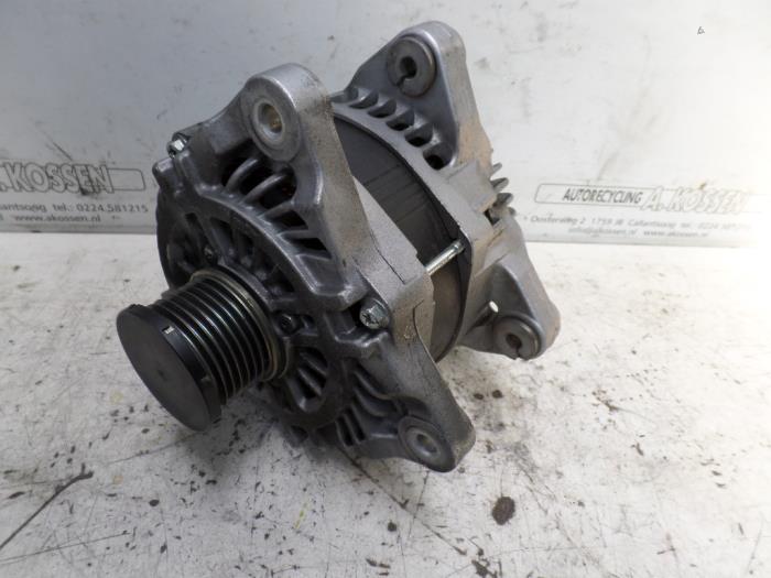 Begagnade Dynamo Opel Movano 2.3 CDTi 16V RWD Pris på förfrågan erbjuds av N Kossen Autorecycling BV