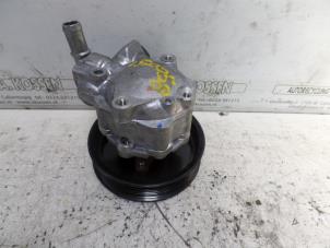 Used Power steering pump Opel Movano 2.3 CDTi 16V RWD Price on request offered by N Kossen Autorecycling BV