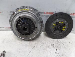 Used Clutch kit (complete) Opel Movano 2.3 CDTi 16V RWD Price on request offered by N Kossen Autorecycling BV
