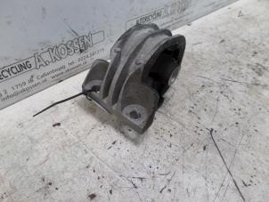 Used Gearbox mount Opel Movano 2.3 CDTi 16V RWD Price on request offered by N Kossen Autorecycling BV