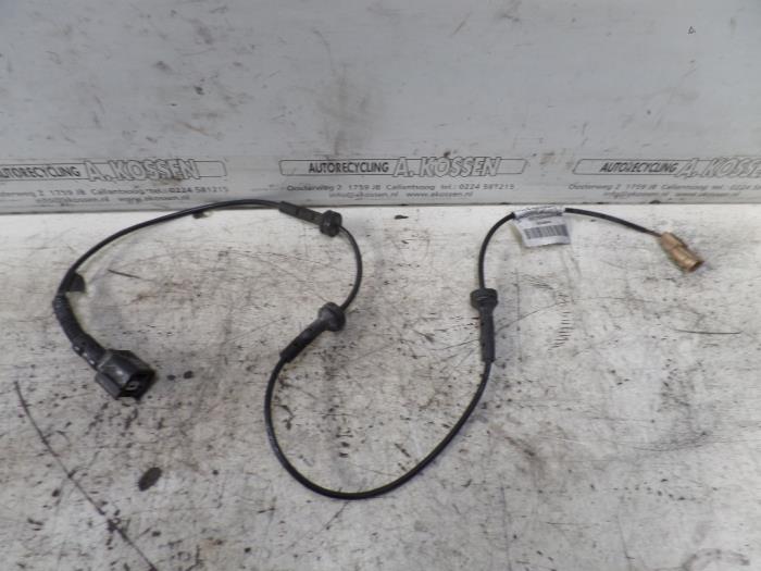 Cable (miscellaneous) from a Opel Movano 2.3 CDTi 16V RWD 2014