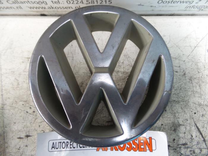 Emblème d'un Volkswagen Transporter 2000