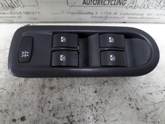 Renault Megane 2002-2008 Drivers Electric Window Switch Rear