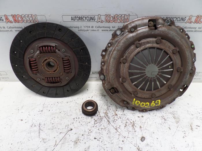 Usagé Kit embrayage (complet) Peugeot 206 (2A/C/H/J/S) 2.0 GTI 16V Prix sur demande proposé par N Kossen Autorecycling BV