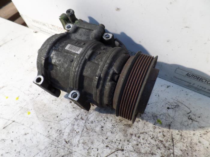 Usagé Compresseur de clim Jaguar XJ8 (X308) 3.2 V8 32V Executive Prix sur demande proposé par N Kossen Autorecycling BV