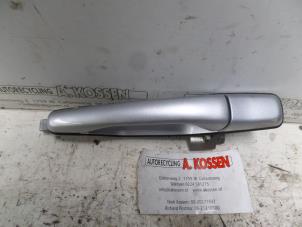 Used Rear door handle 4-door, right Mitsubishi Grandis (NA) 2.0 DI-D 16V Price on request offered by N Kossen Autorecycling BV
