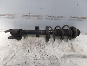Used Rear shock absorber rod, left Alfa Romeo 147 (937) 1.6 Twin Spark 16V Price on request offered by N Kossen Autorecycling BV