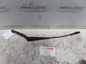 Used Front wiper arm Opel Corsa D 1.2 16V Price on request offered by N Kossen Autorecycling BV