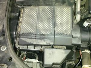 Used Air box Landrover Discovery III (LAA/TAA) 2.7 TD V6 Price on request offered by N Kossen Autorecycling BV