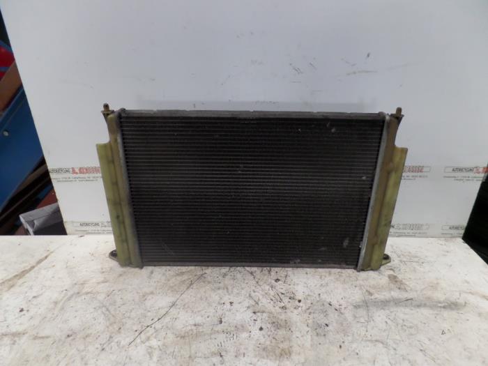 Used Radiator Fiat Stilo (192A/B) 1.8 16V Price on request offered by N Kossen Autorecycling BV