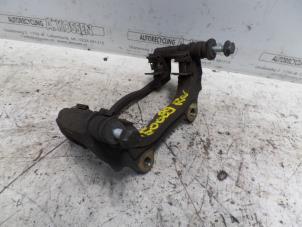Used Front brake calliperholder, right Fiat Stilo (192A/B) 1.8 16V Price on request offered by N Kossen Autorecycling BV