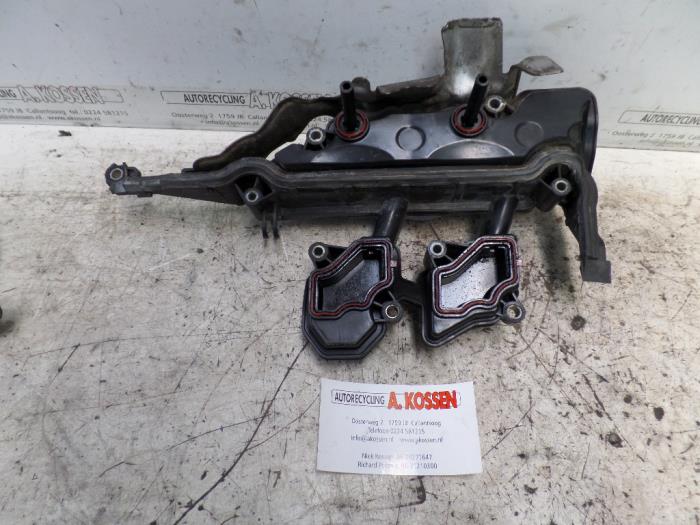 Używane Kolektor dolotowy Renault Trafic New (FL) 2.0 dCi 16V 90 Cena na żądanie oferowane przez N Kossen Autorecycling BV