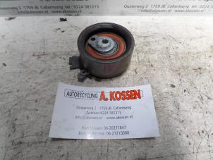 Używane Rolka napinajaca pasa rozrzadu Peugeot 307 (3A/C/D) 1.6 16V Cena na żądanie oferowane przez N Kossen Autorecycling BV