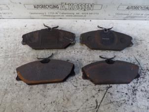 Used Front brake pad Renault Megane Coupé (DA) 1.9 dTi Price on request offered by N Kossen Autorecycling BV