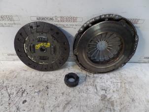 Used Clutch kit (complete) Volkswagen Golf III (1H1) 2.8 VR6 Price on request offered by N Kossen Autorecycling BV