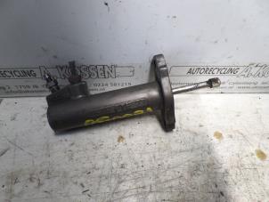 Used Clutch slave cylinder Volkswagen Golf III (1H1) 2.8 VR6 Price on request offered by N Kossen Autorecycling BV