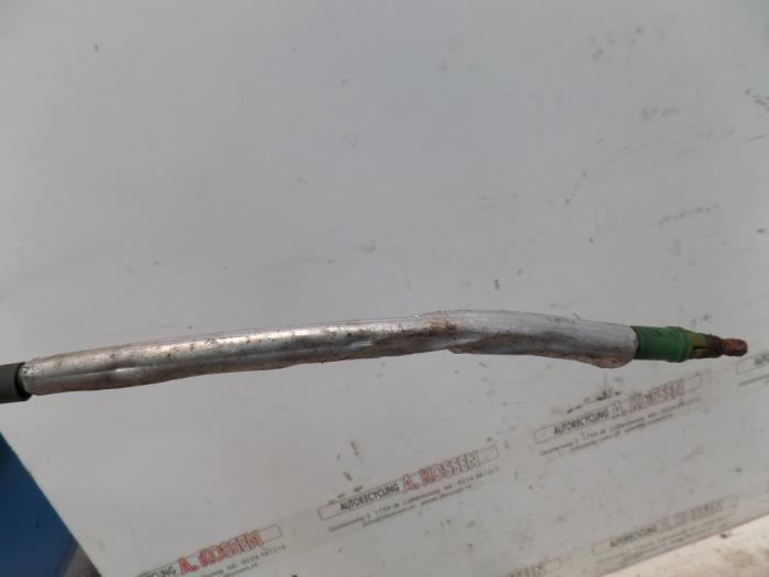 Usagé Câble frein à main Citroen C4 Picasso (UD/UE/UF) 2.0 16V Autom. Prix sur demande proposé par N Kossen Autorecycling BV
