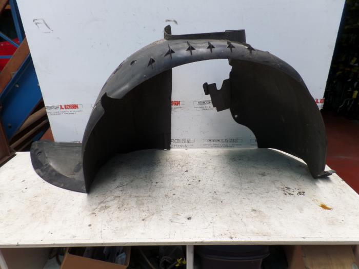 Usados Protector interno Ford Transit Connect 1.8 TDCi 90 Precio de solicitud ofrecido por N Kossen Autorecycling BV