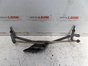 Used Wiper mechanism Ford Transit Connect 1.8 TDCi 90 Price on request offered by N Kossen Autorecycling BV