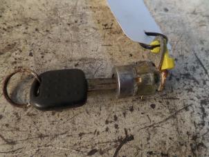 Used Door lock cylinder, left Suzuki Swift (SF310/413) 1.3 Price on request offered by N Kossen Autorecycling BV