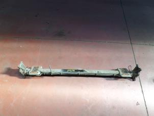 Used Rear-wheel drive axle Fiat Ducato (230/231/232) 2.8 JTD Panorama Price on request offered by N Kossen Autorecycling BV