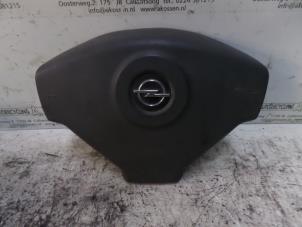 Używane Poduszka powietrzna lewa (kierownica) Opel Vivaro 2.5 CDTI 16V Cena na żądanie oferowane przez N Kossen Autorecycling BV