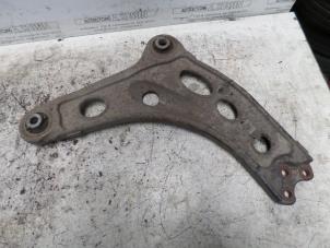 Used Front wishbone, right Opel Vivaro 2.5 CDTI 16V Price on request offered by N Kossen Autorecycling BV