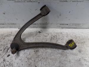 Used Front upper wishbone, left Jaguar XJ8 (X308) 3.2 V8 32V Executive Price on request offered by N Kossen Autorecycling BV