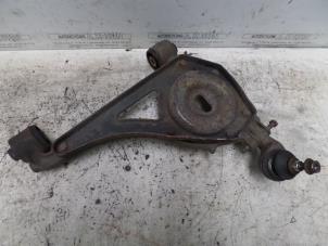 Used Front lower wishbone, right Jaguar XJ8 (X308) 3.2 V8 32V Executive Price on request offered by N Kossen Autorecycling BV