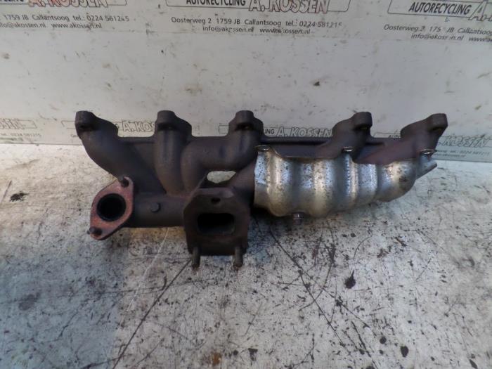 Exhaust manifold Volkswagen Transporter T4 2.5 TDI 074253033G AJT