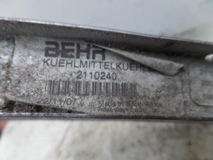 Radiator from a Volkswagen Golf III (1H1) 2.8 VR6 1992