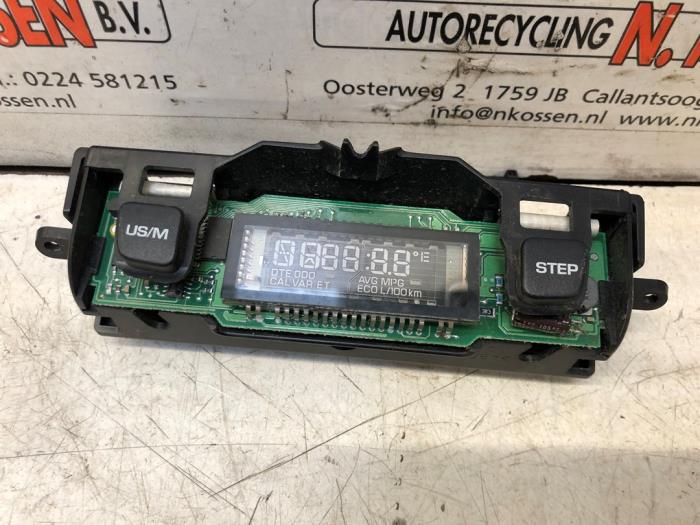 Used Interior display Dodge Ram 3500 (BR/BE) 5.9 1500 4x4 Kat. Price on request offered by N Kossen Autorecycling BV