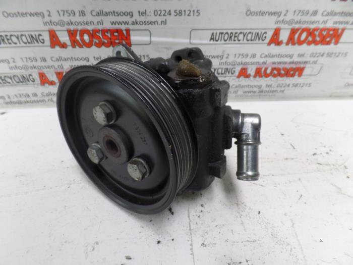 Usagé Pompe de direction BMW 6 serie (E63) M6 V10 40V Prix sur demande proposé par N Kossen Autorecycling BV