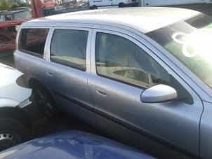 Used Rear door 4-door, right Volvo V70 (SW) 2.4 D5 20V Price on request offered by N Kossen Autorecycling BV