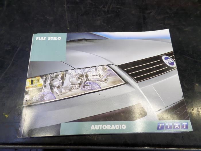 Używane Instrukcja Fiat Stilo (192A/B) 1.8 16V Cena na żądanie oferowane przez N Kossen Autorecycling BV