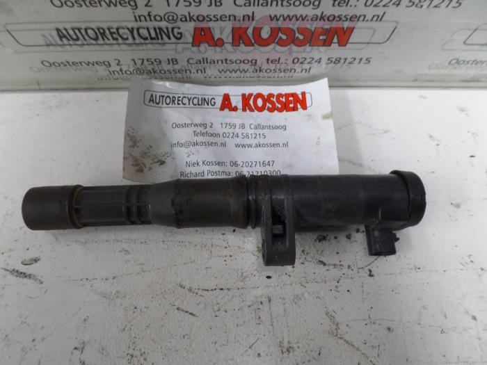 Ignition coil from a Seat Ibiza II (6K1) 1.6i S,SE,SXE 1998